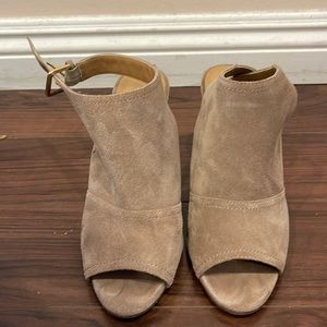 Nine West suede wedge